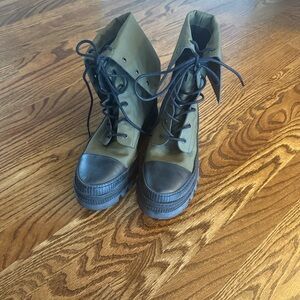 Free People Goldie Olive and Black Combat Boots size 10 (40)